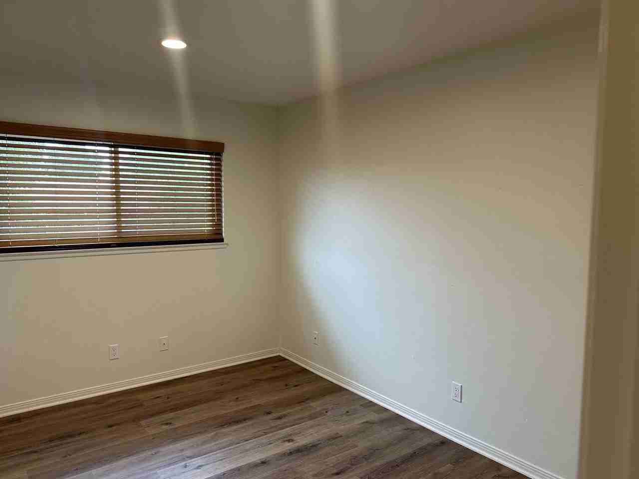 3476 Willow St - Photo 7 of 28