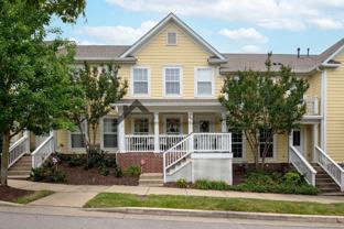 7111 Lenox Village Dr - Photo 1 of 1