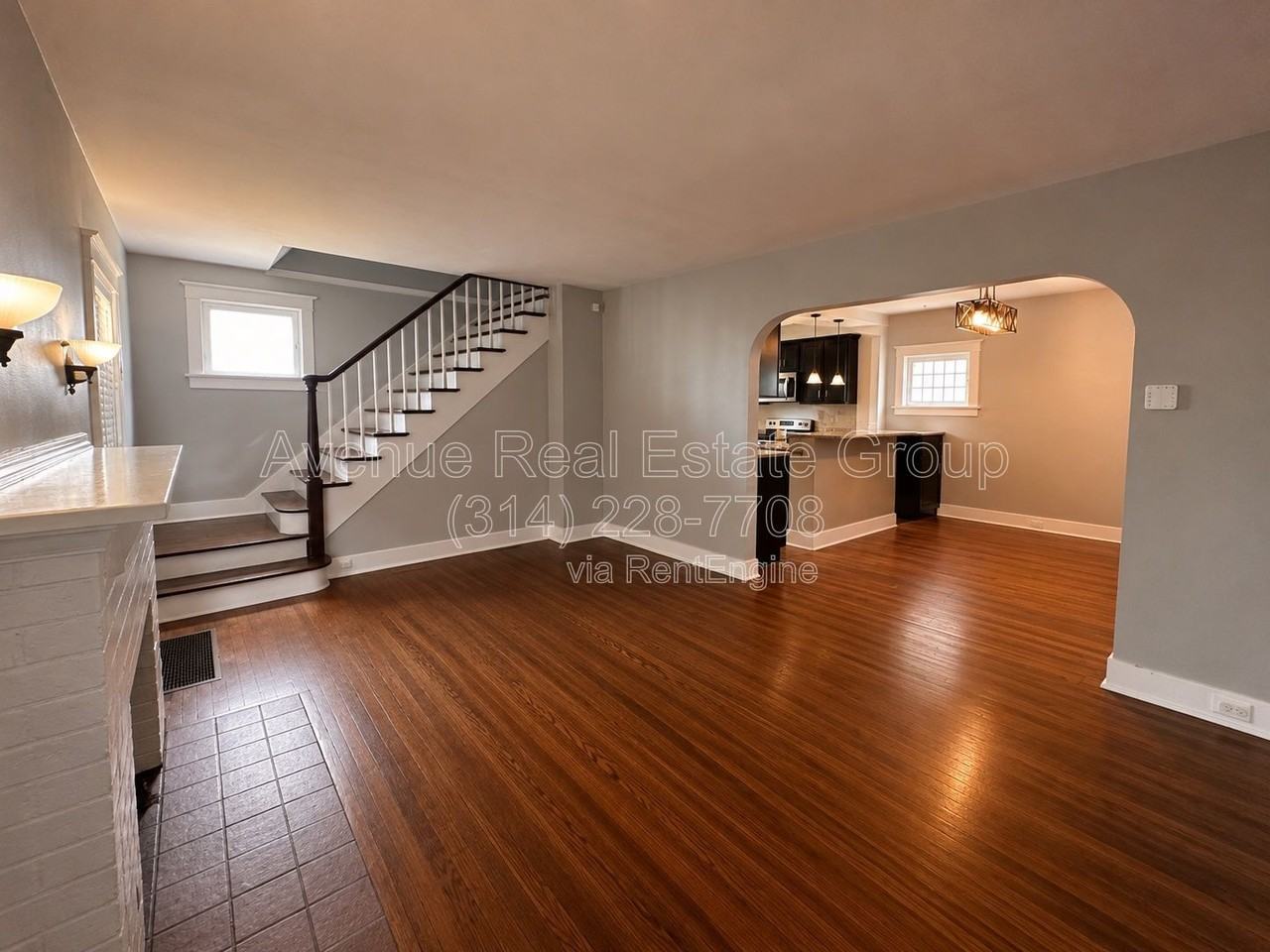 6770 Chamberlain Ave - Photo 3 of 19