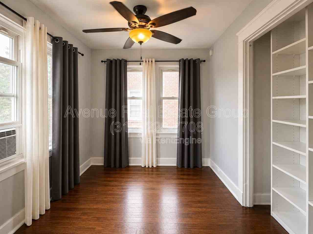 6770 Chamberlain Ave - Photo 4 of 19