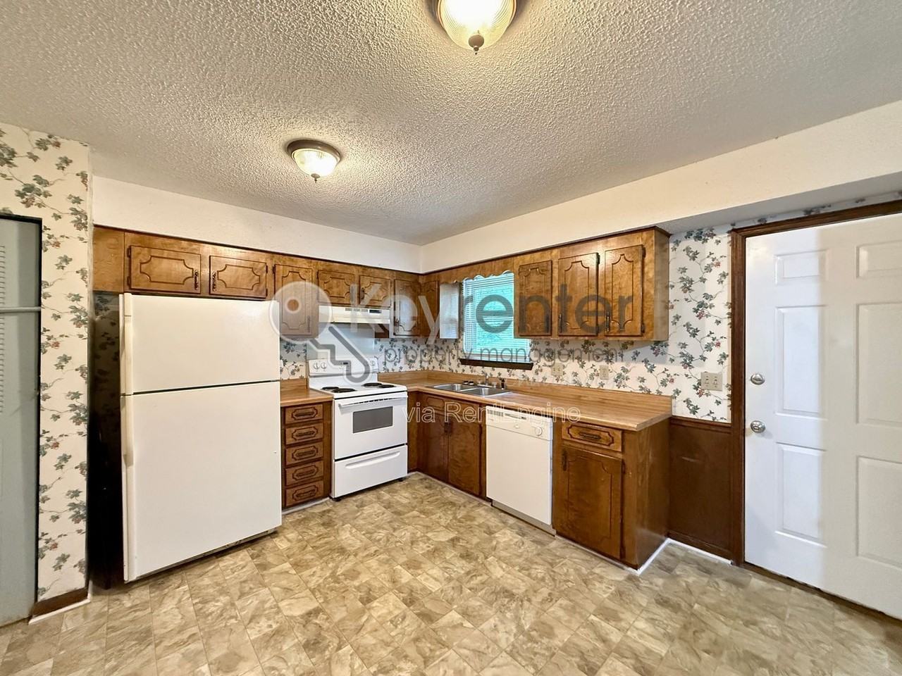 3609 Bennett Rd #3609 - Photo 2 of 10