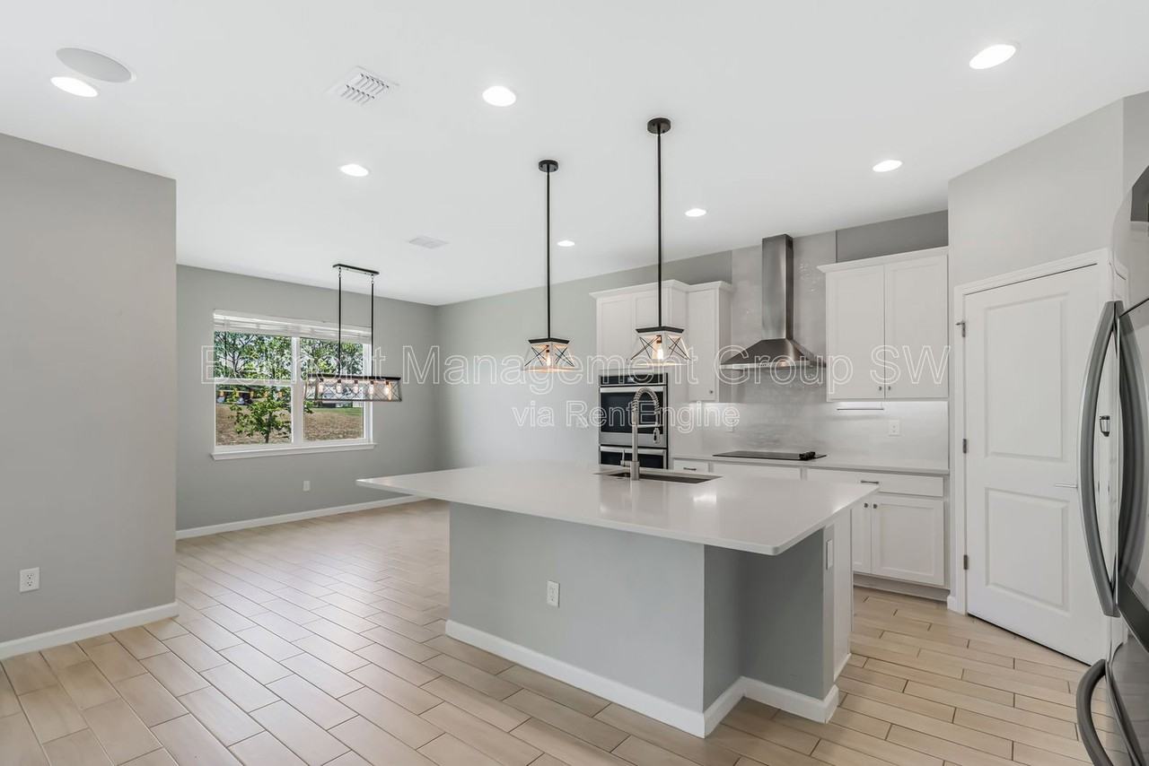 30053 Island Club Dr - Photo 5 of 26