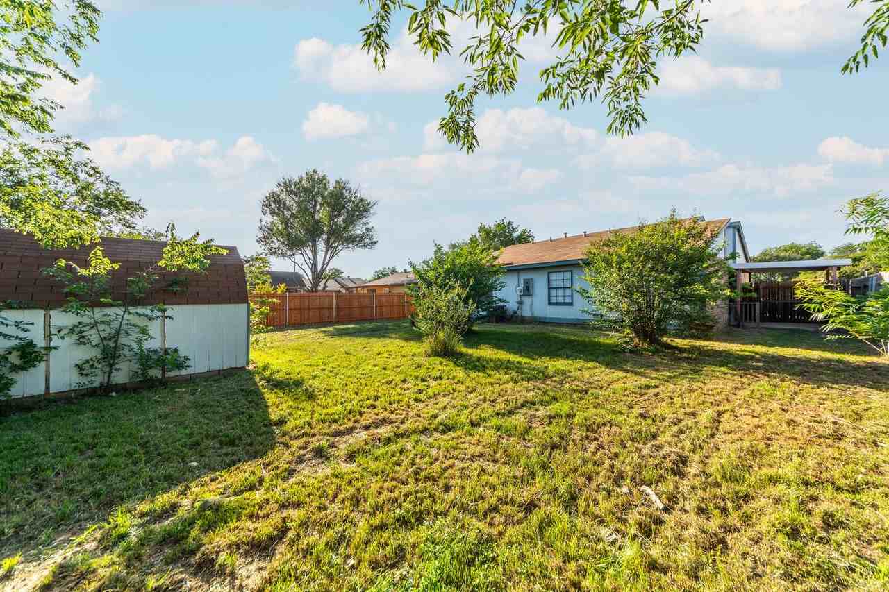 4716 Rose Of Sharon Ln - Photo 5 of 33