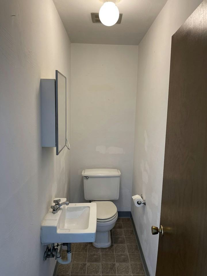4163 W Ridge Rd, Unit 1 - Photo 7 of 9