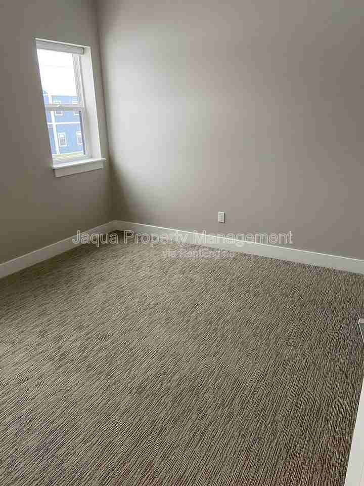 24279 W Mcgillen Ave #A24 - Photo 7 of 12