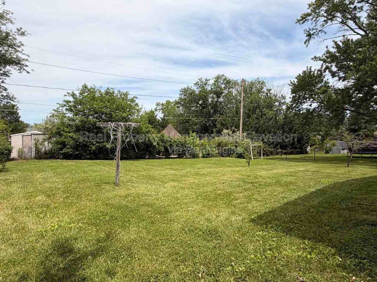 139 Meadowbrook Dr - Photo 4 of 5