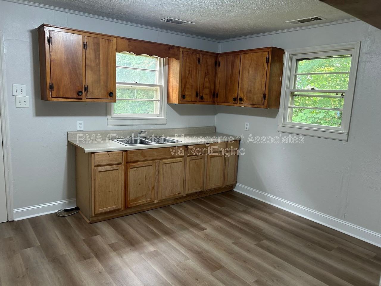 56 Fifth St - Photo 2 of 6