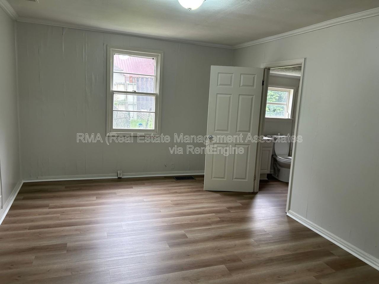 56 Fifth St - Photo 5 of 6