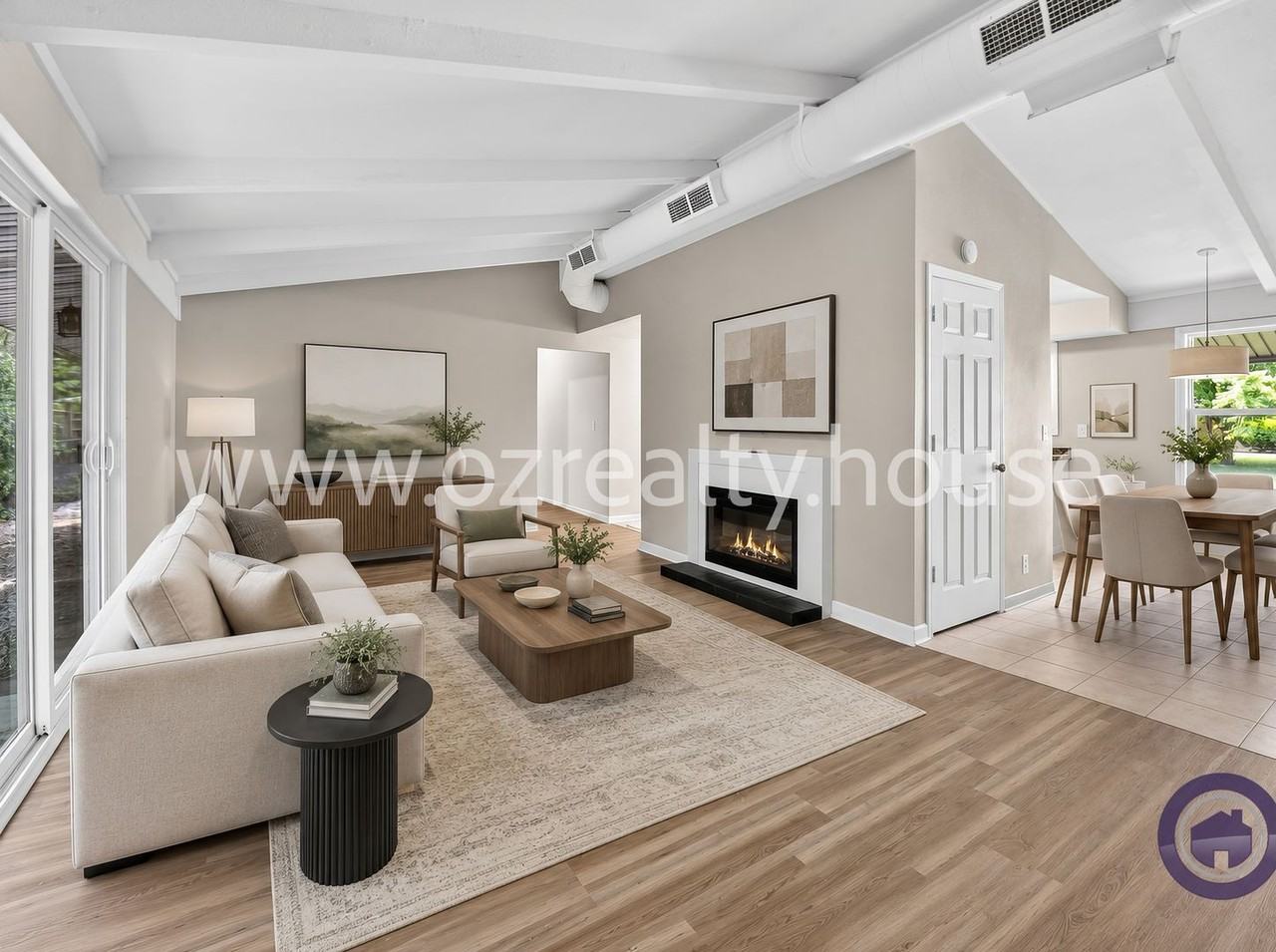 3040 E Lincolnshire Blvd #B - Photo 2 of 15