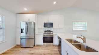 450 Aquatic Dr - Photo 1 of 1