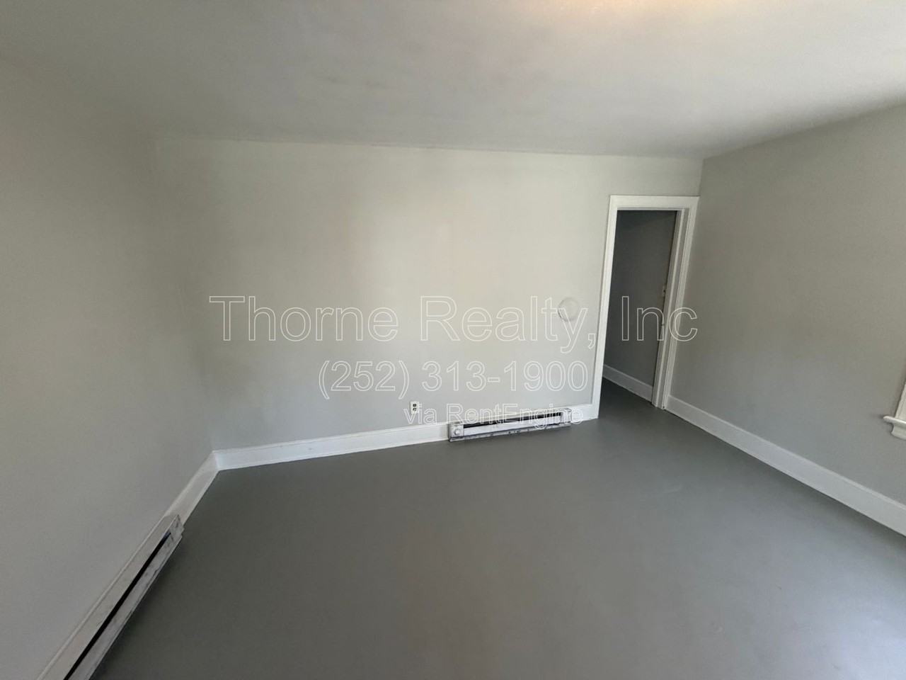 912 Nashville Rd - Photo 4 of 17