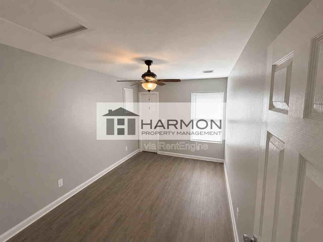818 N Crestway St - Photo 6 of 10