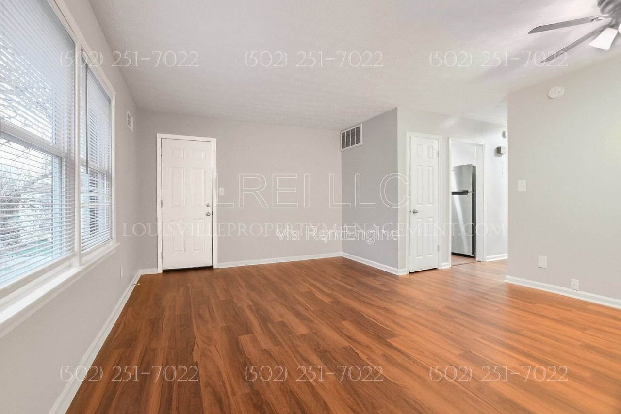 3316 Noe Way #20 - Photo 3 of 12