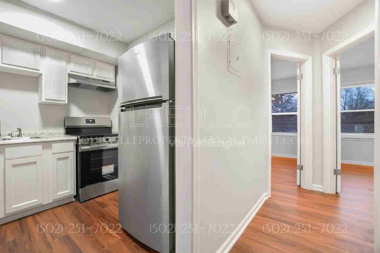 3316 Noe Way #20 - Photo 4 of 12