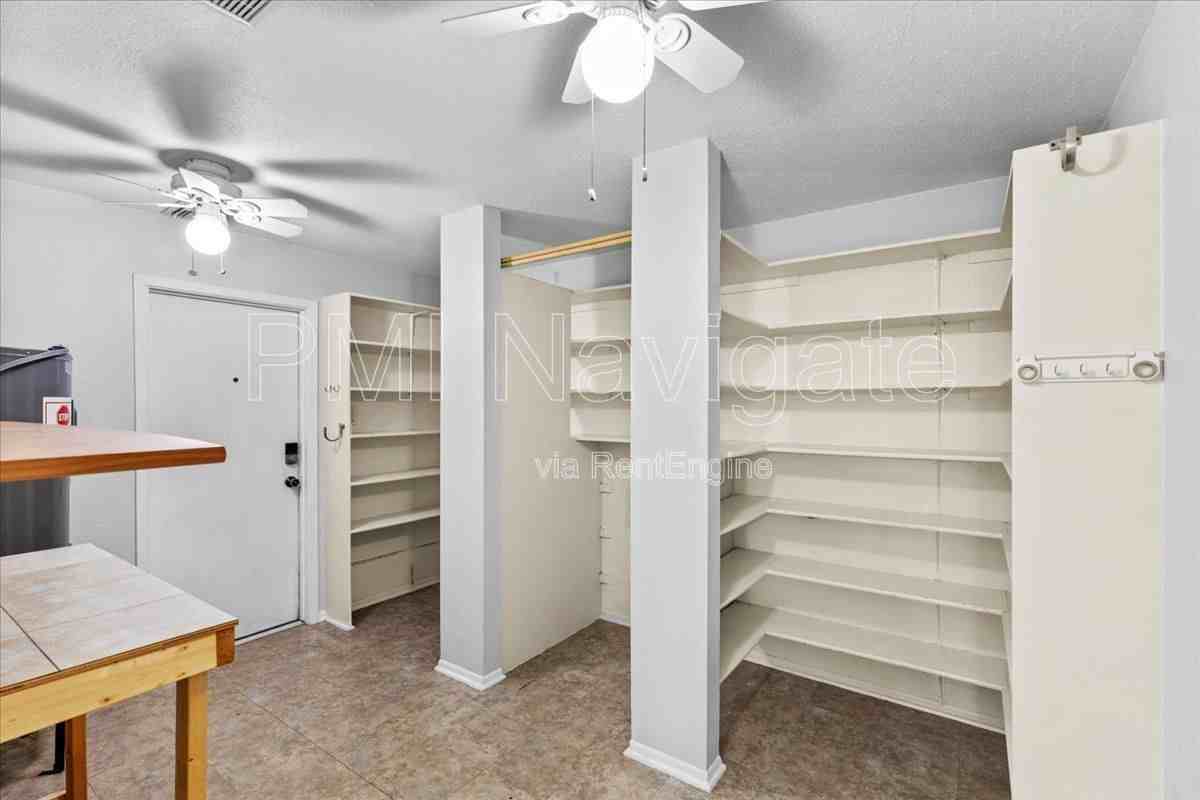 9911 Old Mesquite - Photo 7 of 22