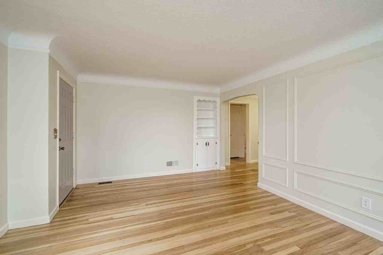 507 Beech St - Photo 4 of 29