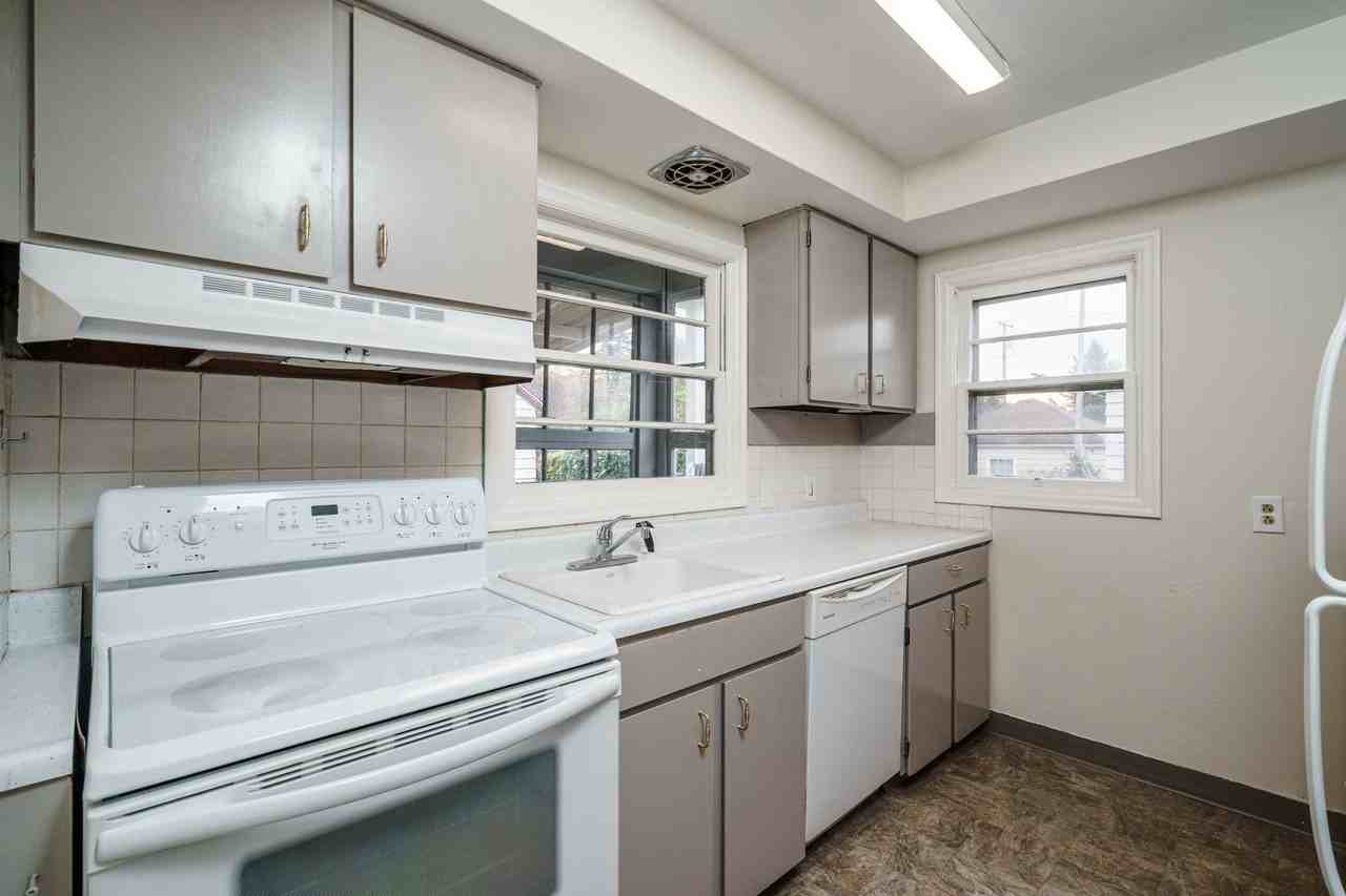 507 Beech St - Photo 7 of 29