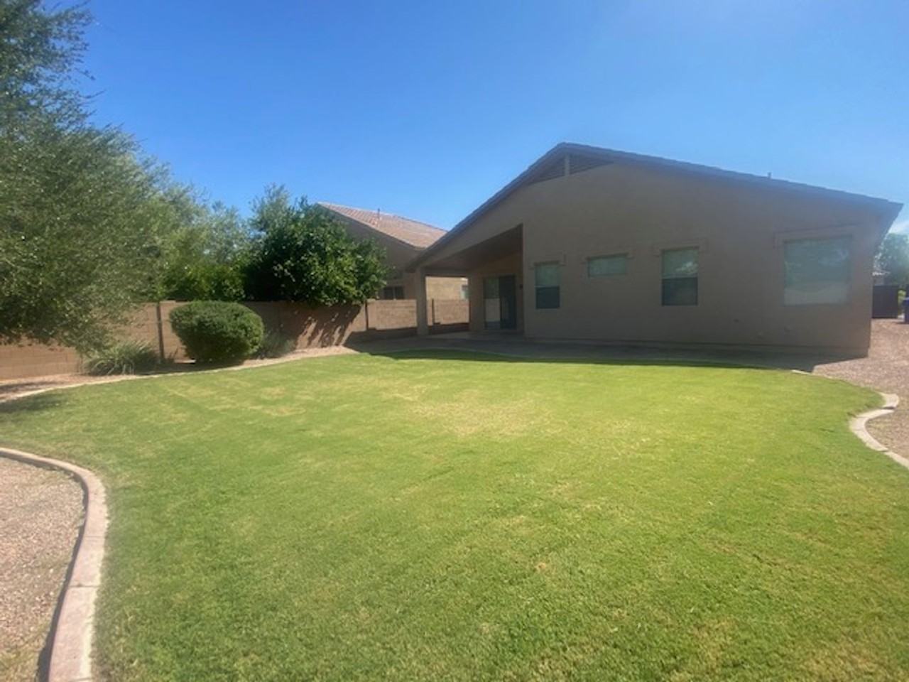 3032 E Bluebird Pl - Photo 2 of 40