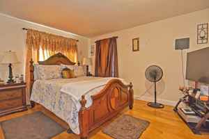 featured image of 45 Nightingale St #B