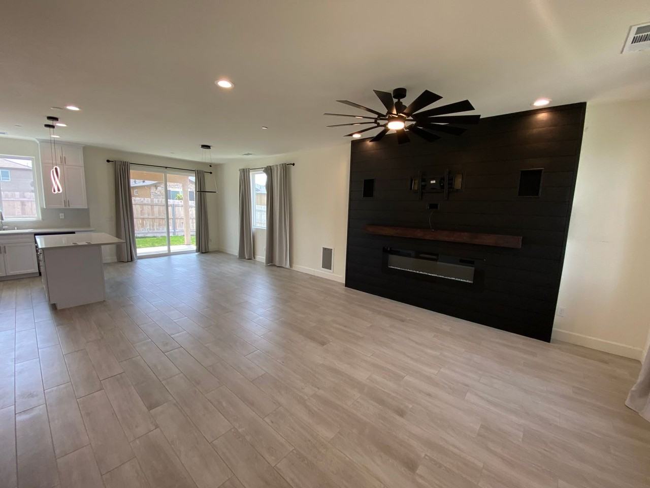 3731 W Nellis Ave - Photo 2 of 22