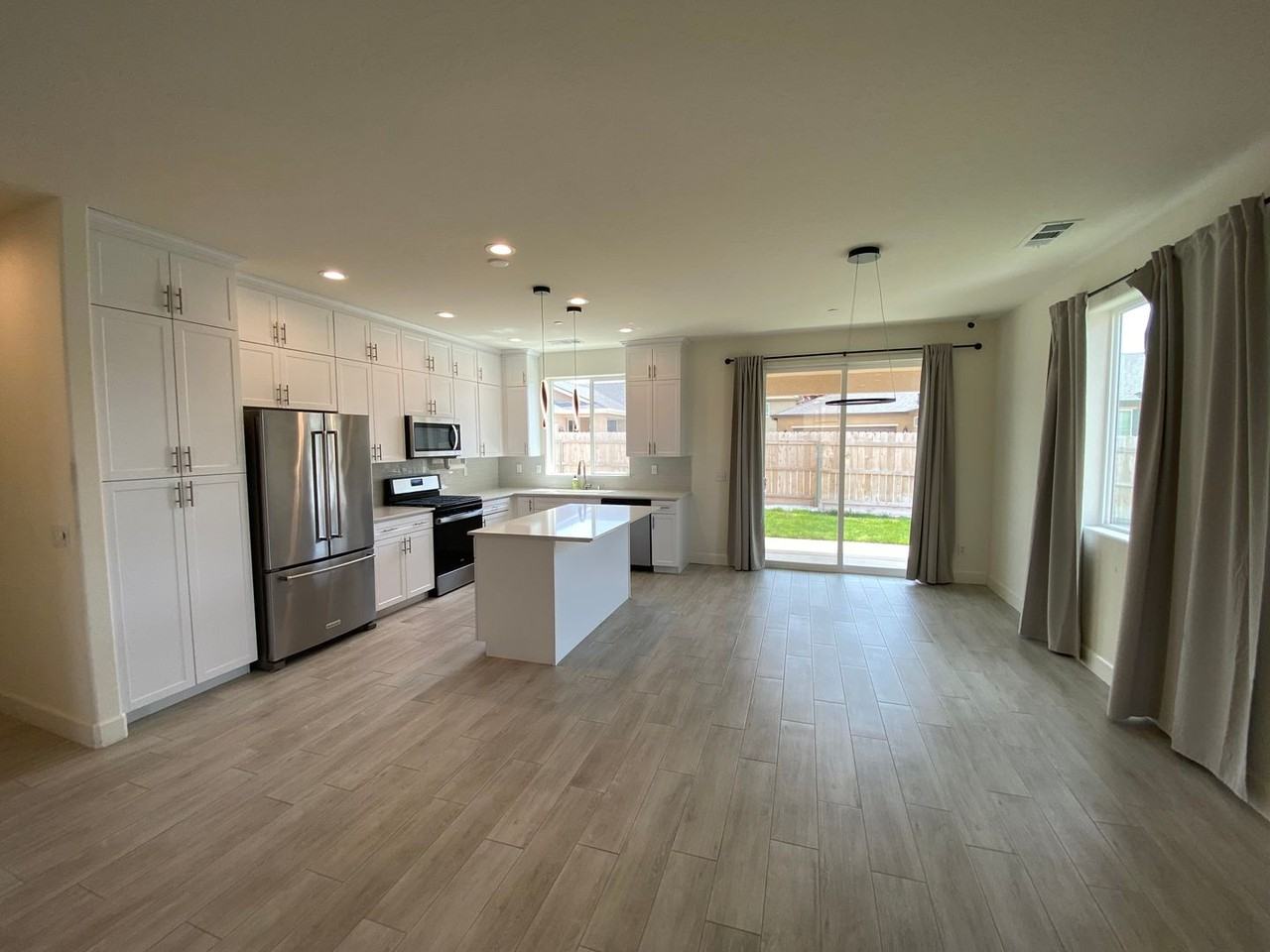 3731 W Nellis Ave - Photo 3 of 22