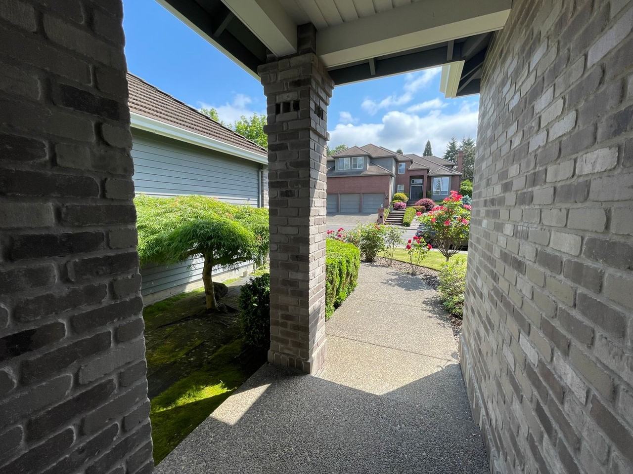 211 Nw 110th Ave - Photo 4 of 50