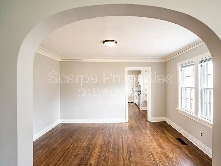 610 N Ash Ave - Photo 5 of 19