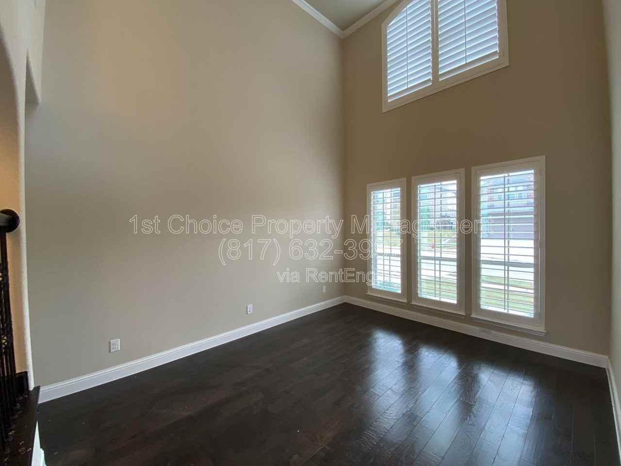 927 Bentley Dr - Photo 7 of 36