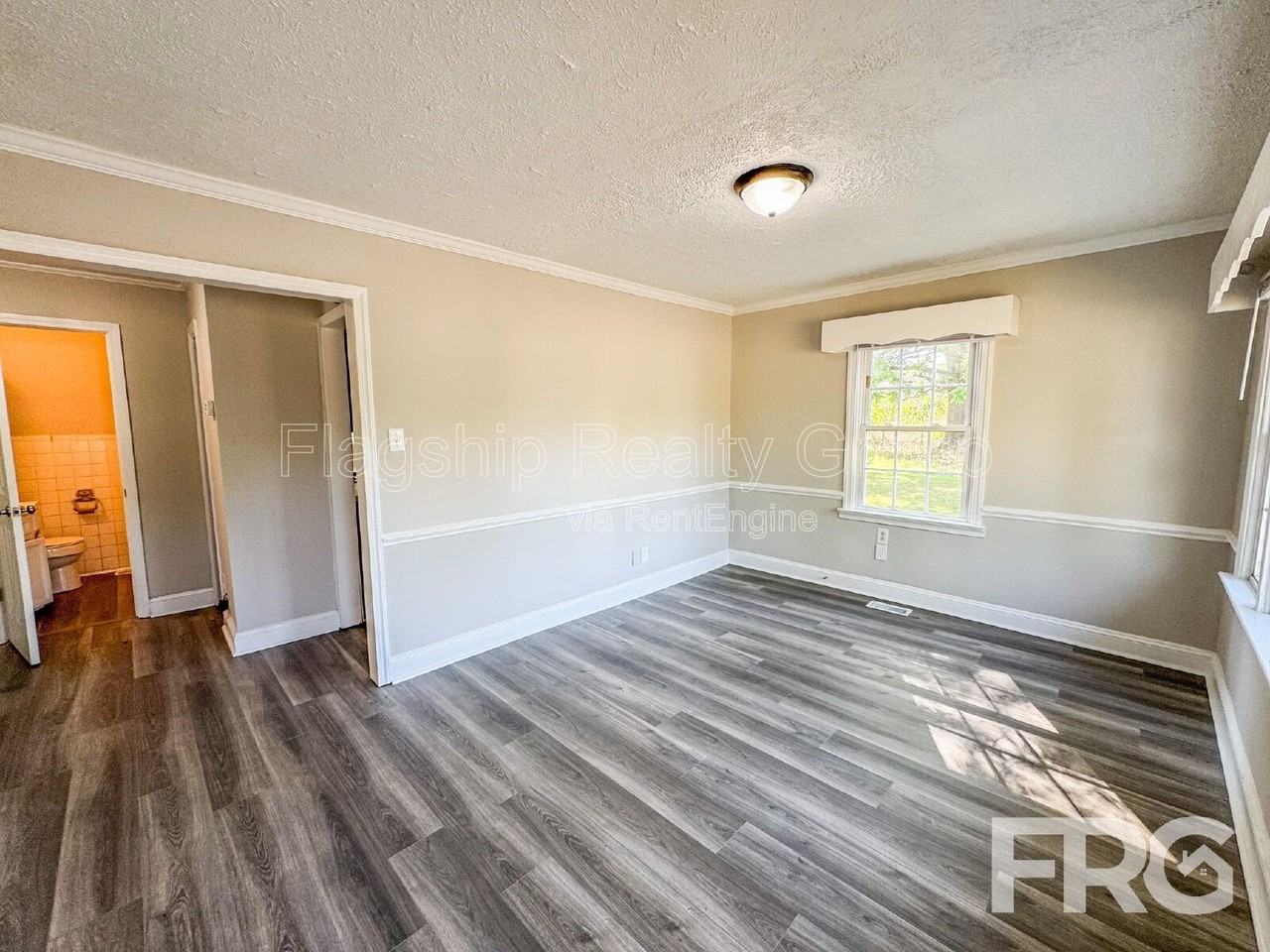 610 3rd St - Photo 6 of 31