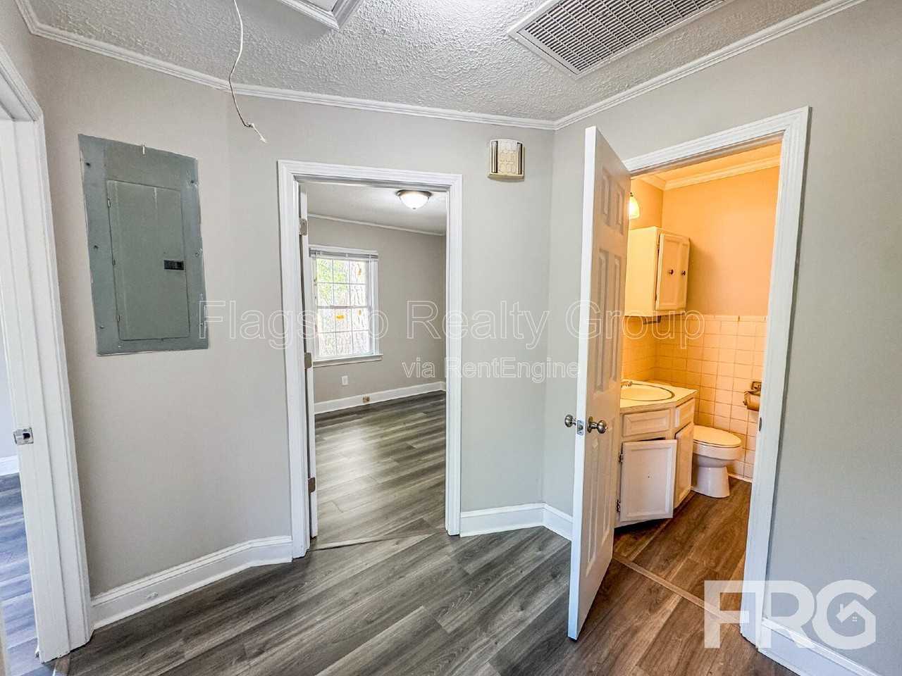 610 3rd St - Photo 6 of 31