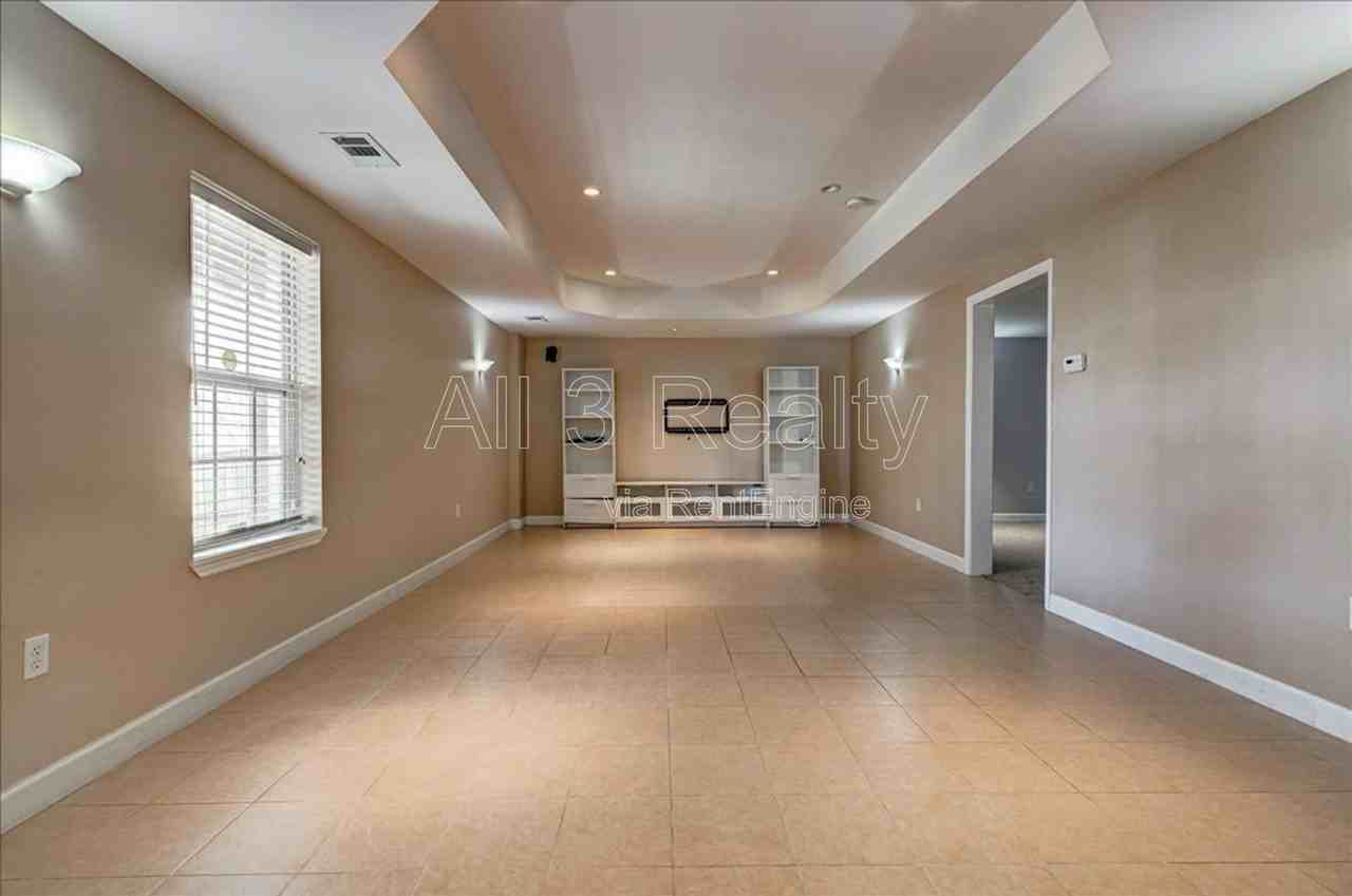 2540 Alvecot Cir Se - Photo 6 of 50