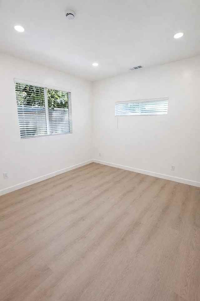 9150 North Columbus Avenue - Photo 4 of 16