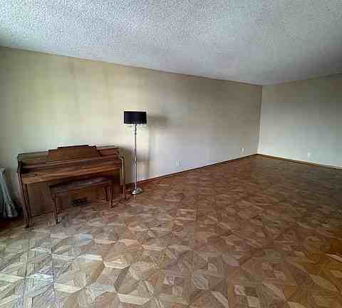1735 North Fuller Avenue, Unit 323 - Photo 5 of 29
