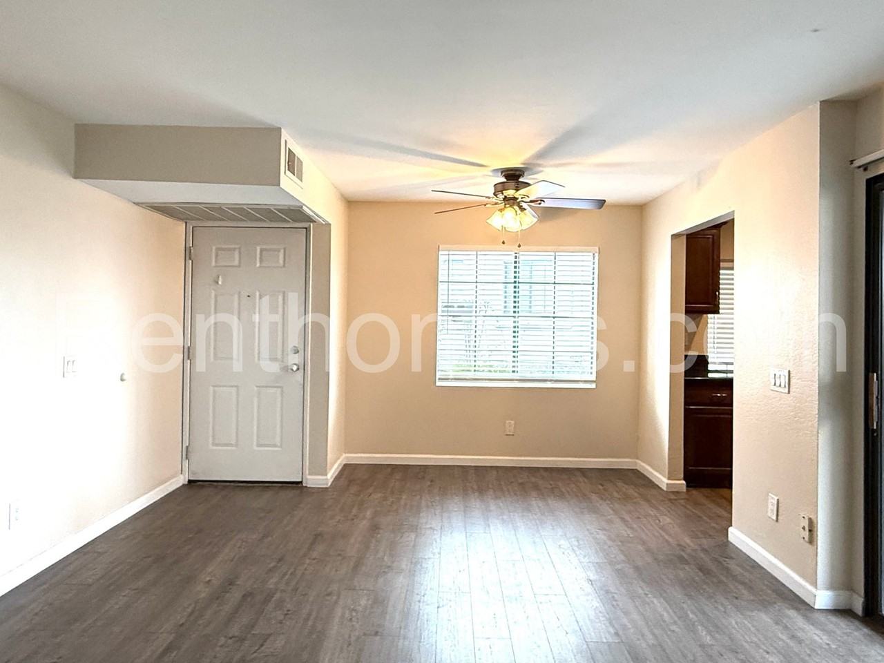 8545 Summerdale Rd - Photo 4 of 22