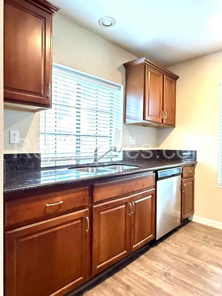 8545 Summerdale Rd - Photo 6 of 22