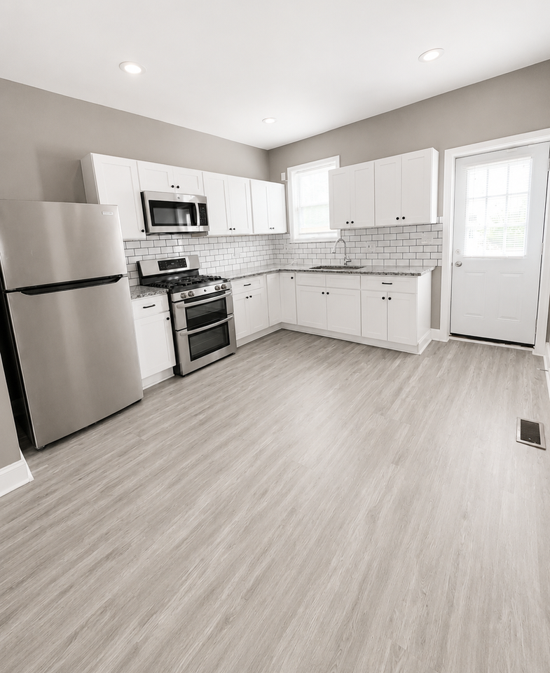 1225 Carroll St - Photo 5 of 14