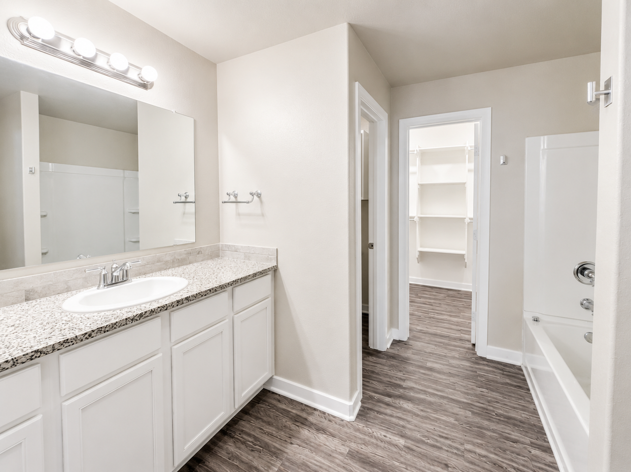 9420 Spirit Ave - Photo 7 of 12