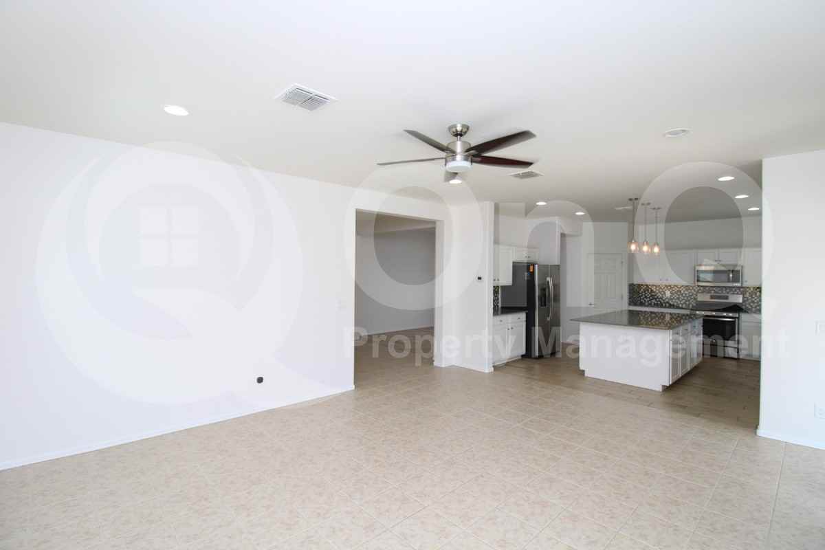 2751 E Mews Rd - Photo 4 of 30