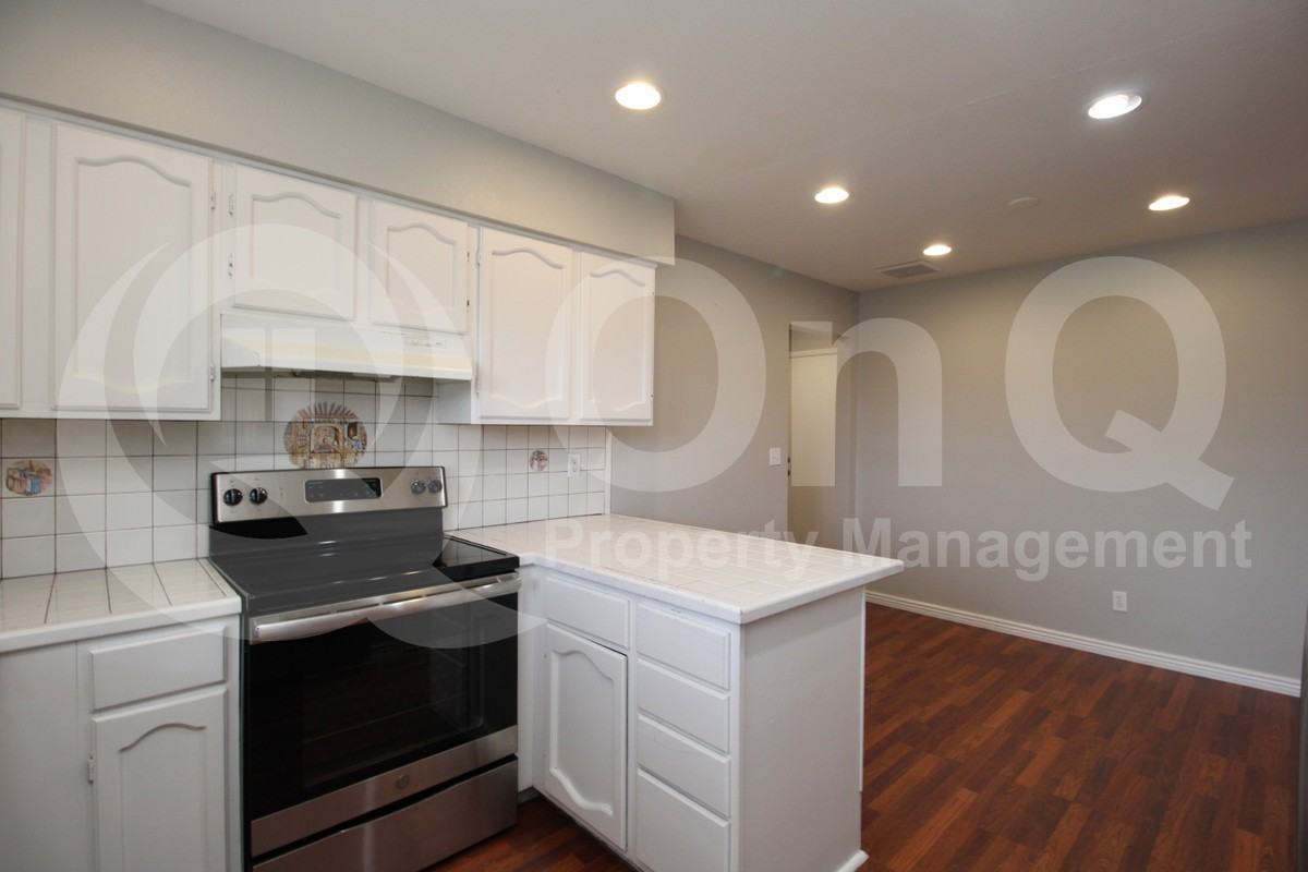 2522 E Don Carlos Ave - Photo 7 of 25