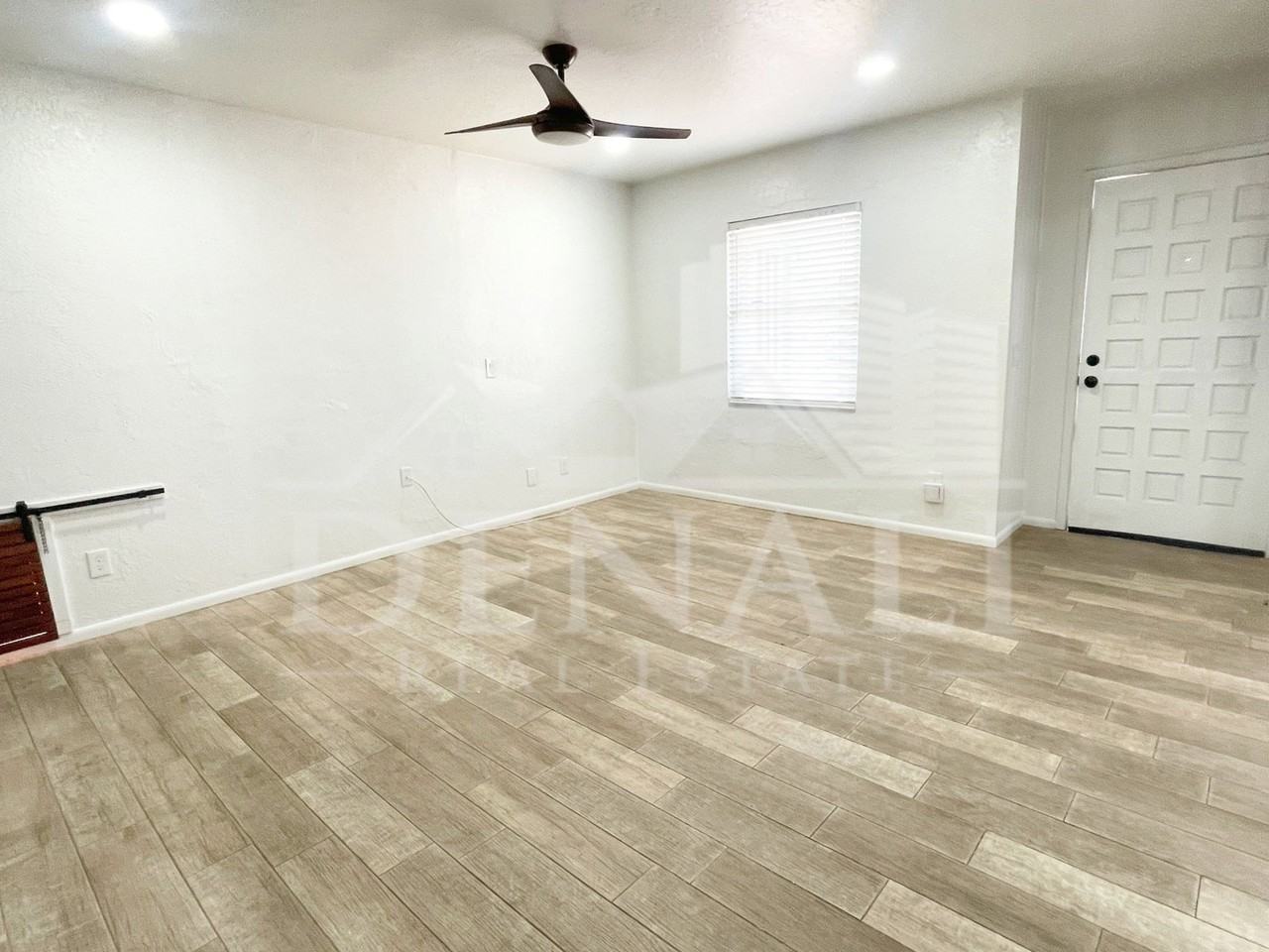 423 S Terry Ln - Photo 5 of 21