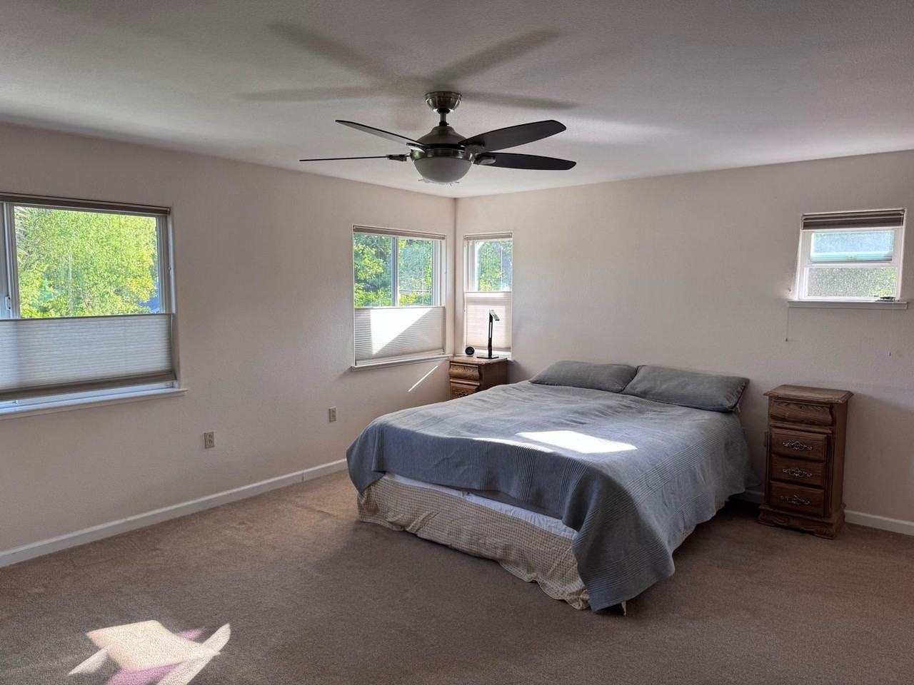 1580 Whitman Rd - Photo 3 of 18