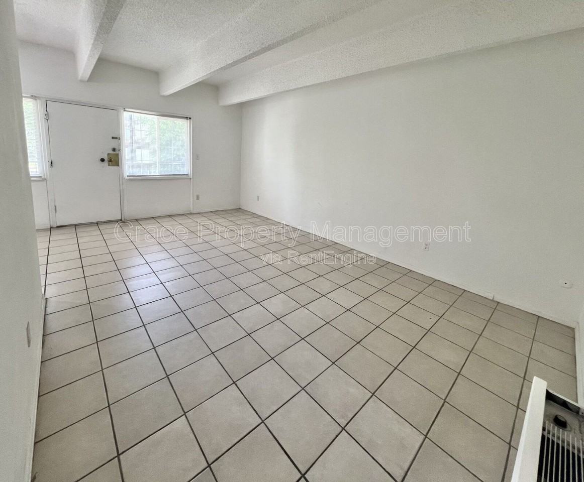 364 S Ironton St #226 - Photo 4 of 18
