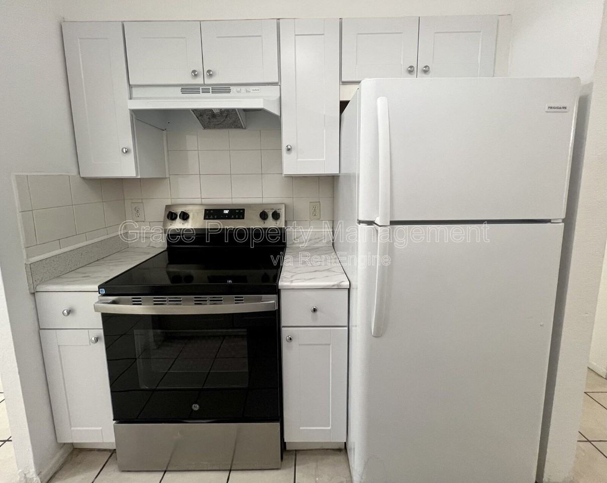364 S Ironton St #226 - Photo 6 of 18