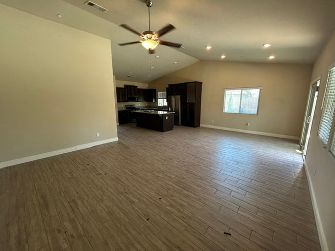 3439 E Laurel Ave - Photo 5 of 11