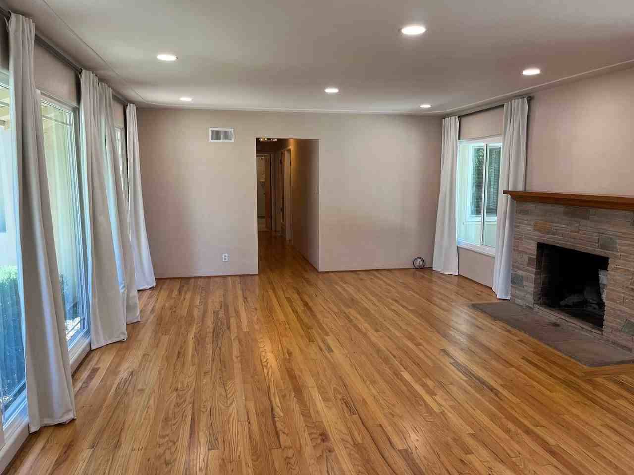 16841 Leroy Ave - Photo 5 of 34