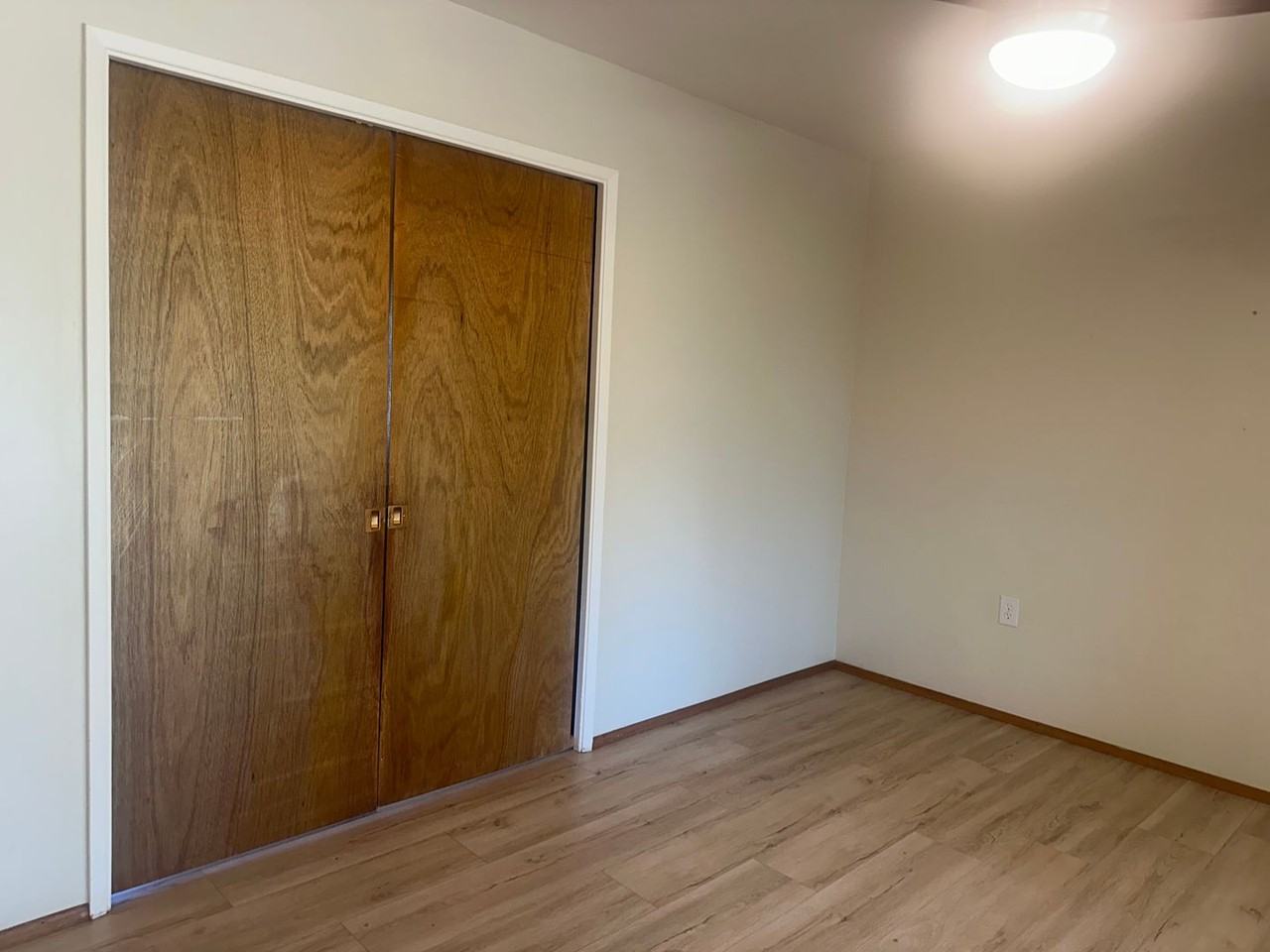 194 Olympic Cir - Photo 4 of 14