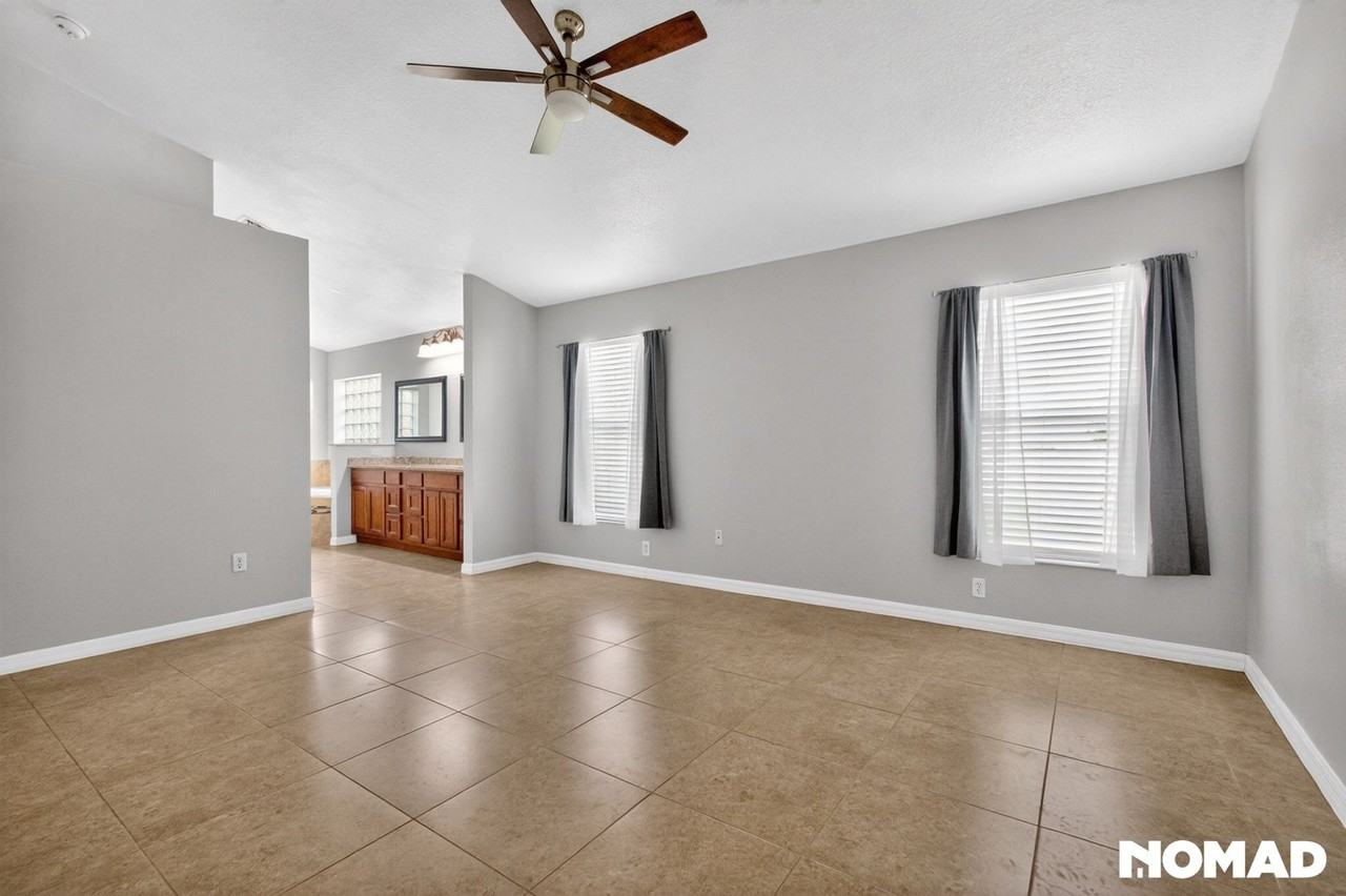 2190 Weatherly Ave - Photo 5 of 16