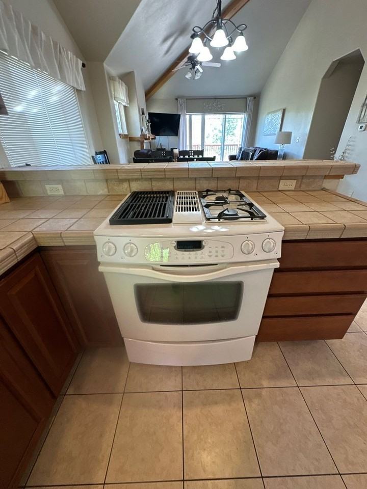 5015 Falcon Dr - Photo 4 of 23