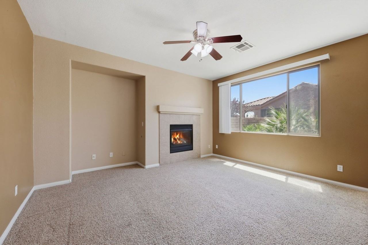 11825 Amistoso Ln - Photo 7 of 35