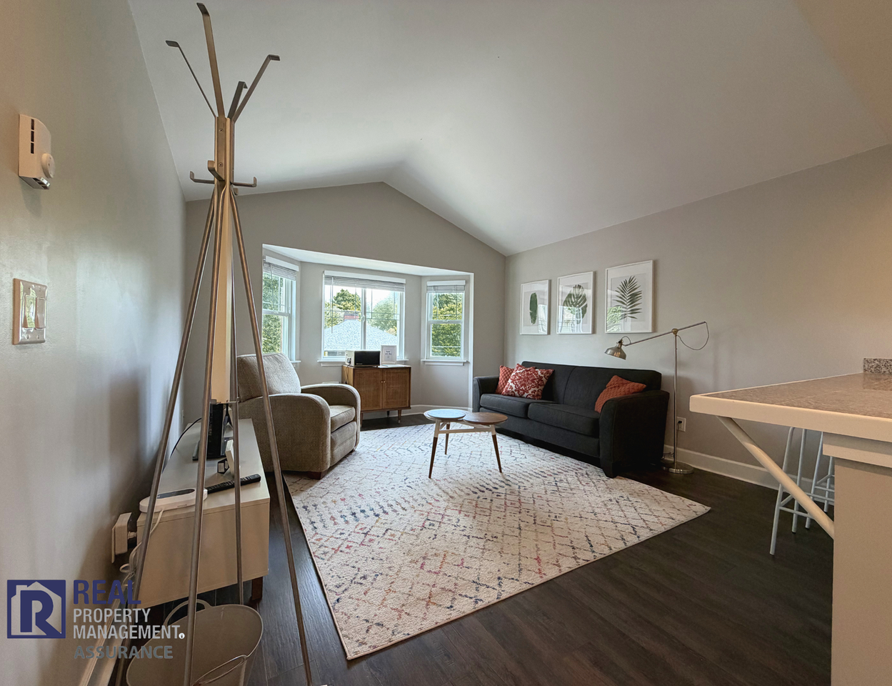 4511 Se 40th Ave #A - Photo 2 of 11